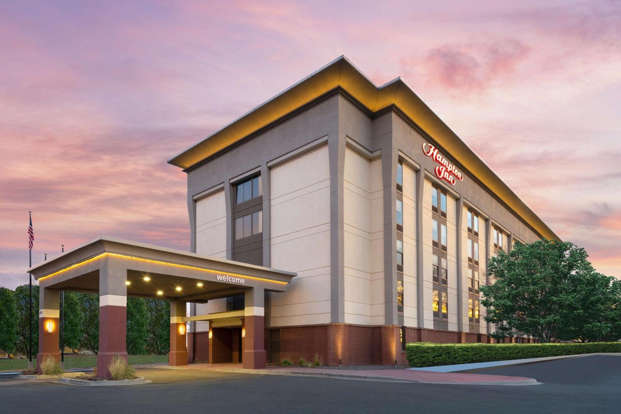Hampton Inn Denver-International Airport Buitenkant foto