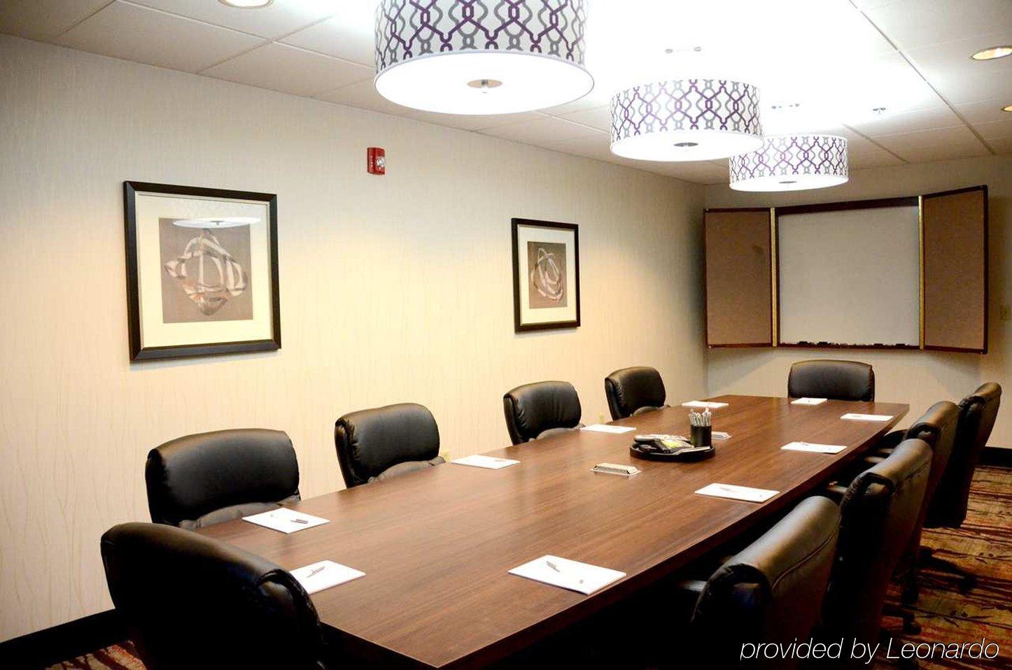 Hampton Inn Denver-International Airport Buitenkant foto