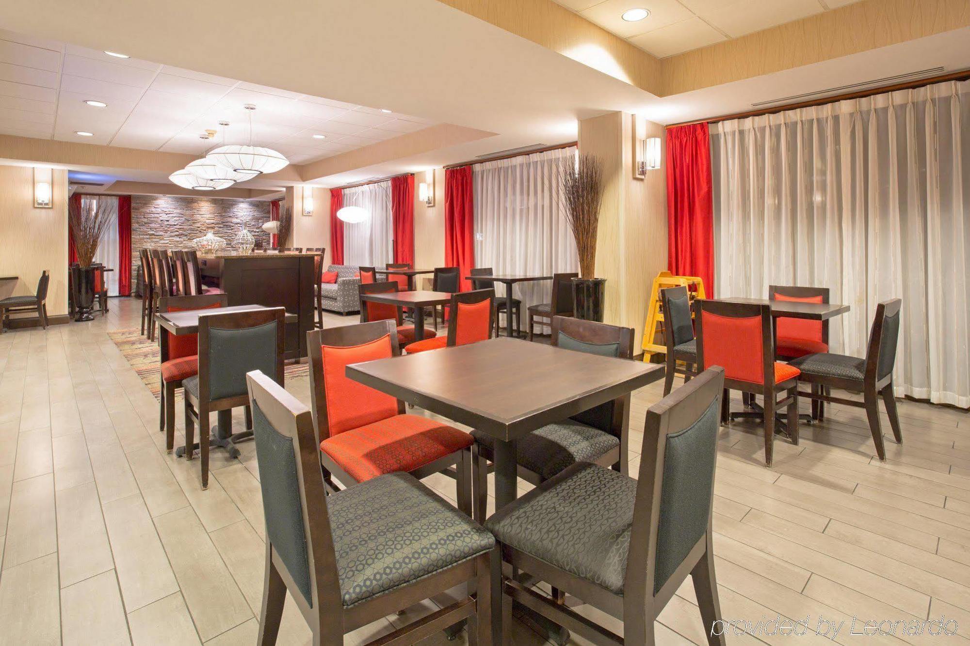 Hampton Inn Denver-International Airport Buitenkant foto