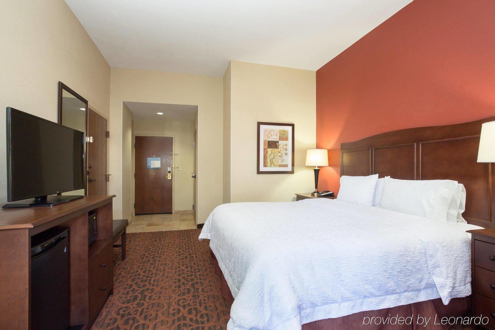 Hampton Inn Denver-International Airport Buitenkant foto