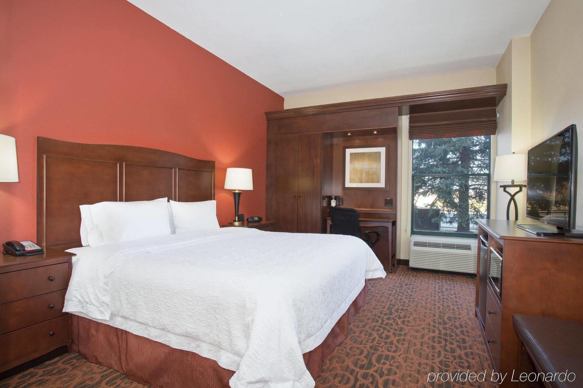 Hampton Inn Denver-International Airport Buitenkant foto